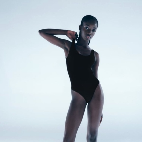 Zara Ribbed Seamless Bodysuit - Picture 5 of 5